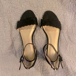 flat sandals